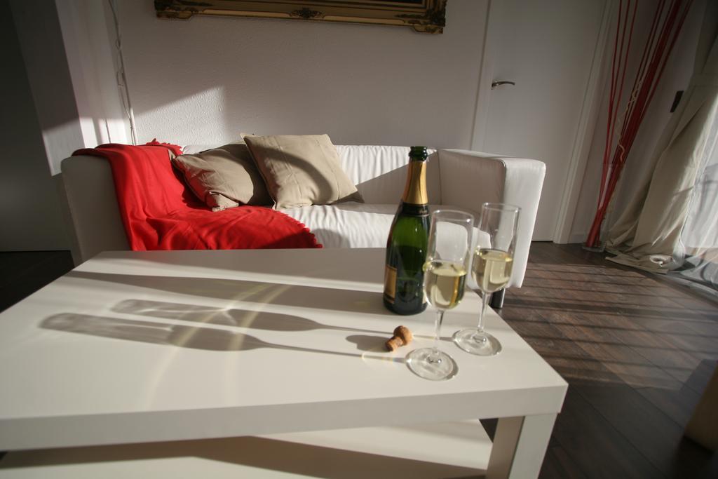 Near Clot & Sagrada Familia Apartment Barcelona Zimmer foto